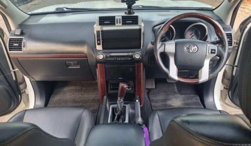 
								Toyota Landcruiser Prado 2014 full									