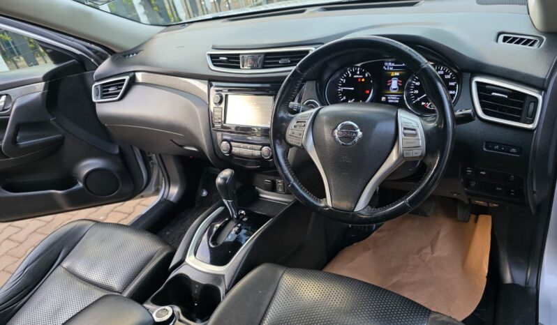 
								Nissan Xtrail 2014 full									